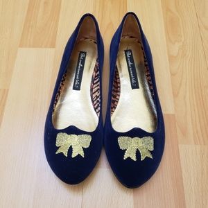 B.A.I.T. BAIT velvet flats